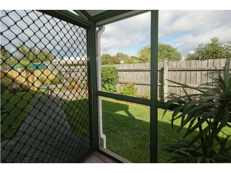 2/71 Stewart Street, Devonport TAS 7310