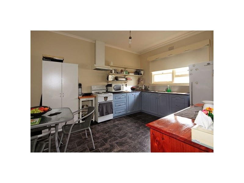 4 Adelaide Street, Devonport TAS 7310
