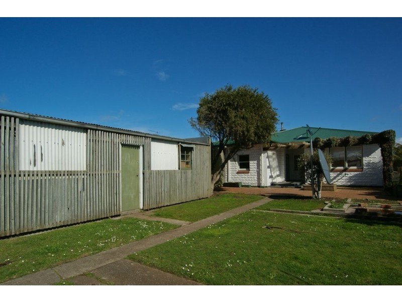 4 Adelaide Street, Devonport TAS 7310
