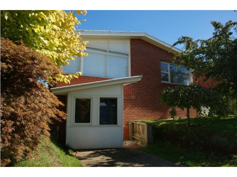 12 Boronia Avenue, Devonport TAS 7310