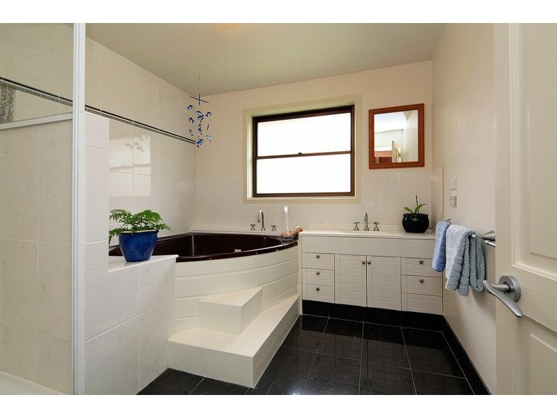 259 Steele Street, Devonport TAS 7310