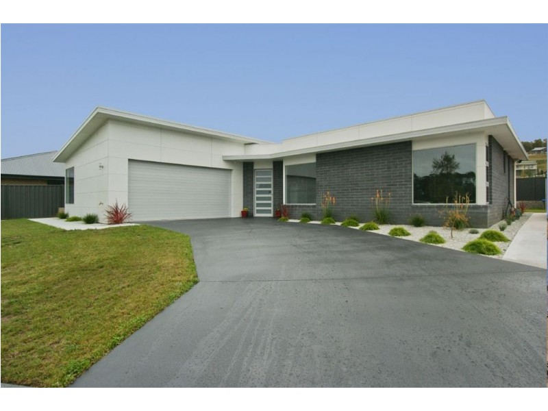 5 Allison Court, Devonport TAS 7310
