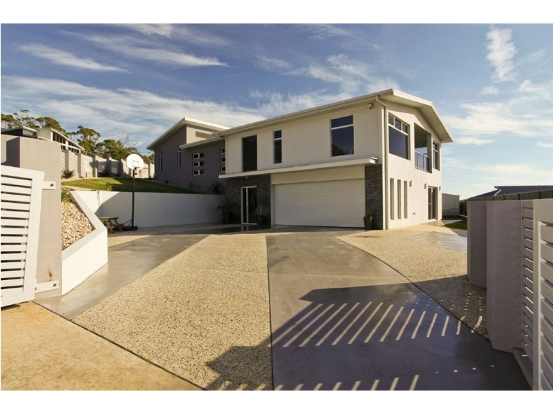 41 Leary Avenue, Devonport TAS 7310