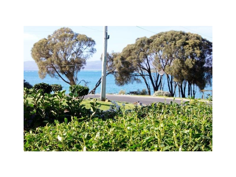 6 Hawley Esplanade, Hawley Beach TAS 7307