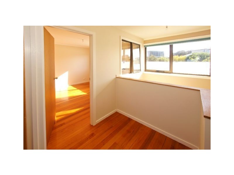 6 Hawley Esplanade, Hawley Beach TAS 7307