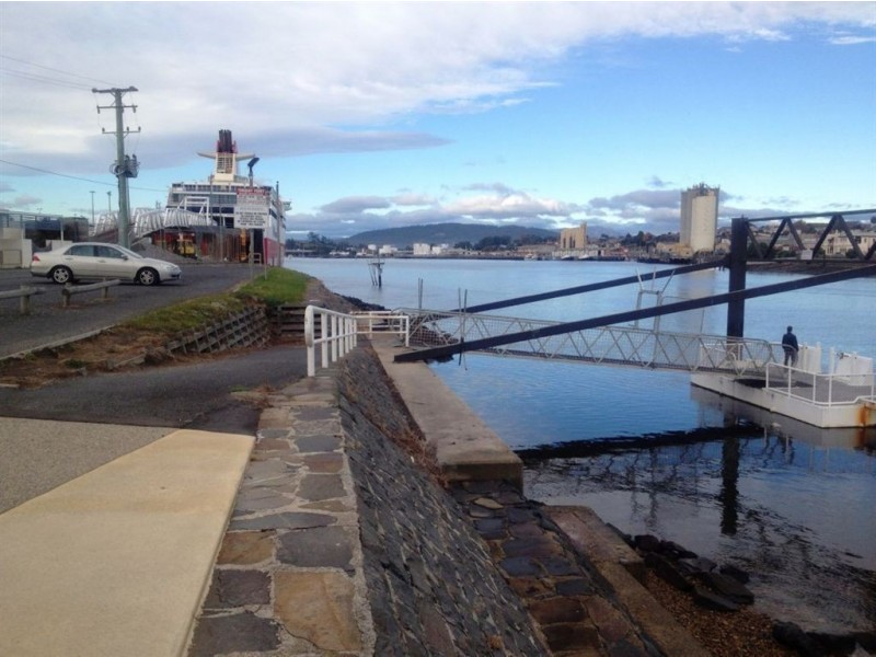 1 Thomas Street, East Devonport TAS 7310