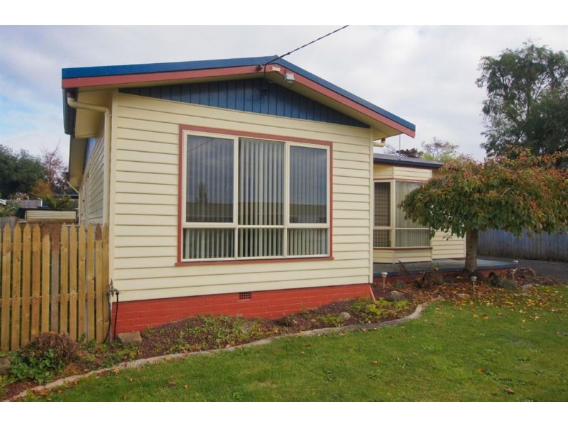 2 Broadhurst Avenue, Devonport TAS 7310