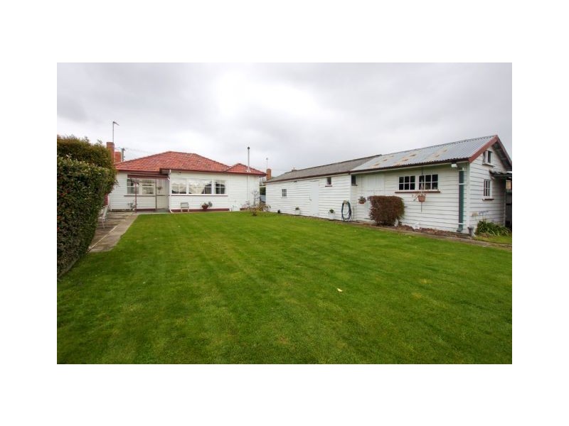 56 Nicholls Street, Devonport TAS 7310