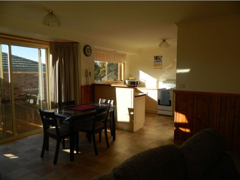 3/100A Nicholls Street, Devonport TAS 7310