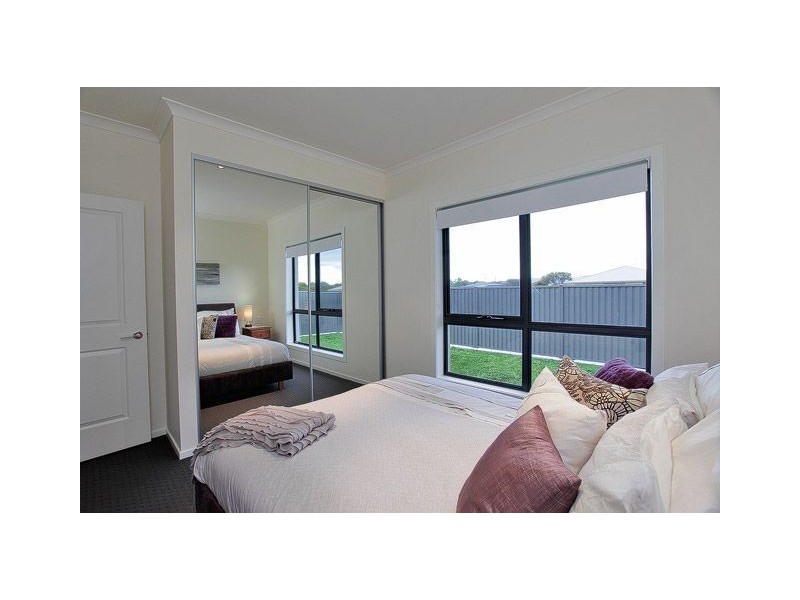 4 Franklin Drive, Shearwater TAS 7307