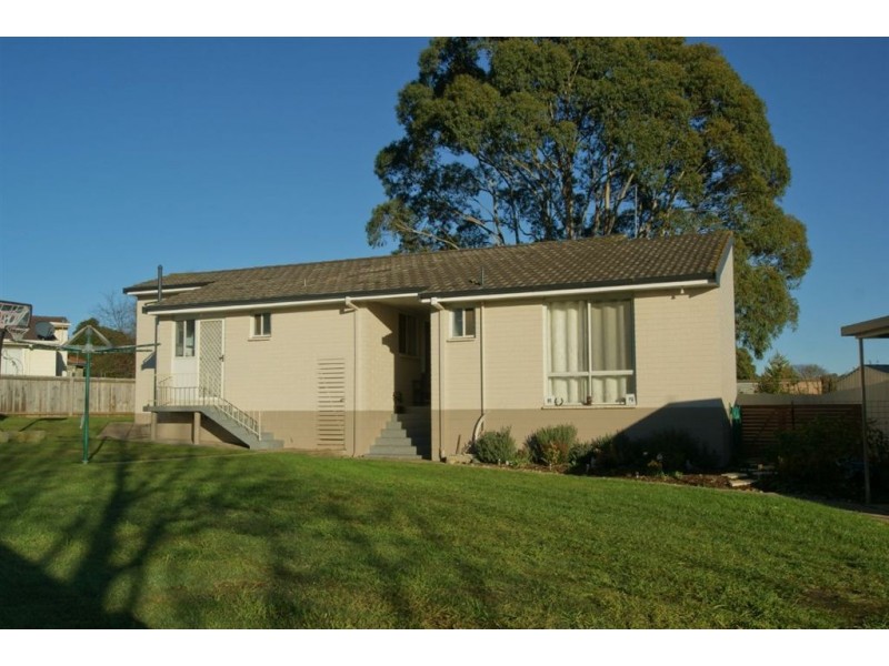 5 Waratah Court, Devonport TAS 7310