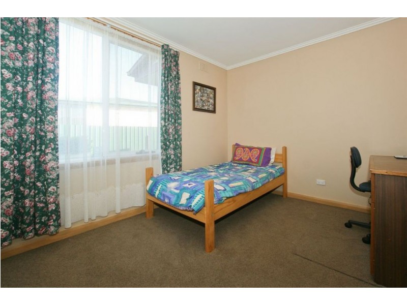 16 Waniora Street, Devonport TAS 7310