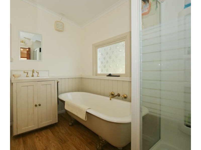 25 Ronald Street, Devonport TAS 7310