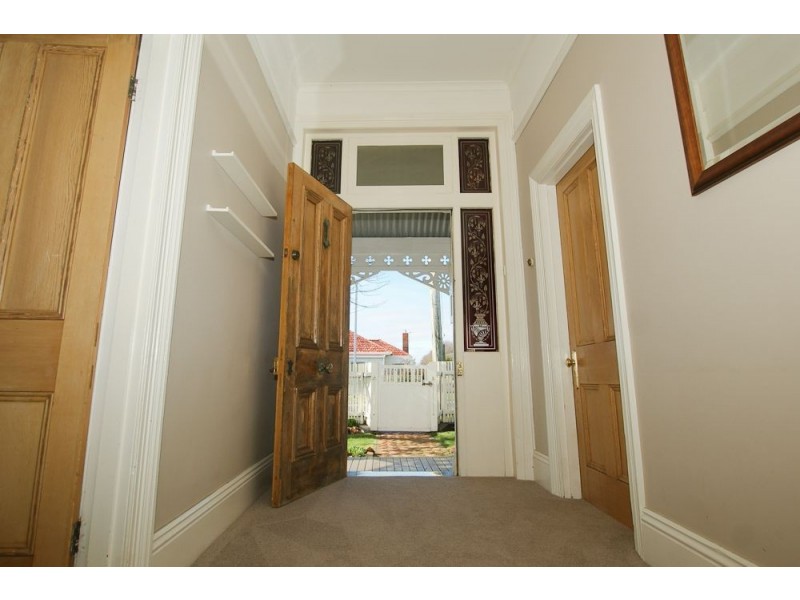 25 Ronald Street, Devonport TAS 7310