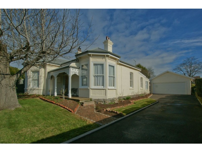 25 Ronald Street, Devonport TAS 7310