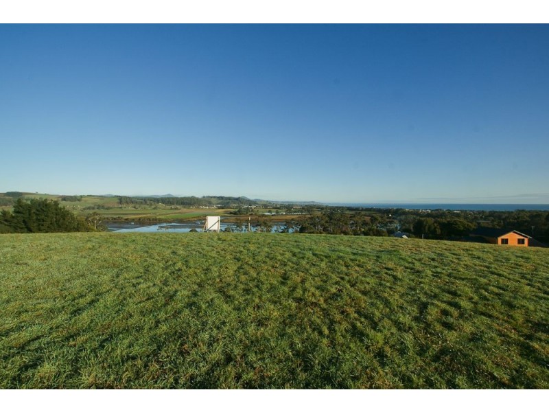 2B Davis Street, Leith TAS 7315