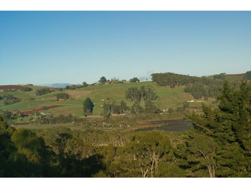 2B Davis Street, Leith TAS 7315