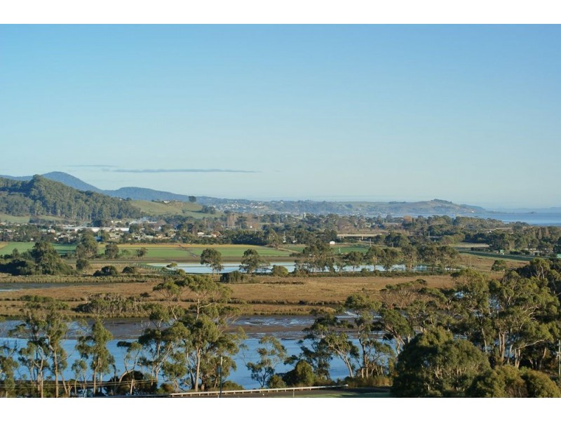 2B Davis Street, Leith TAS 7315