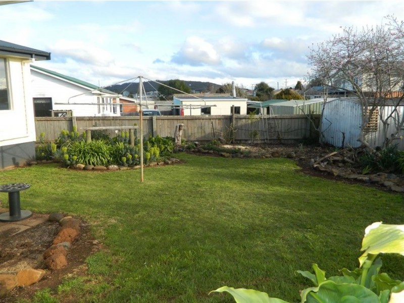 21 Raymond Avenue, Devonport TAS 7310