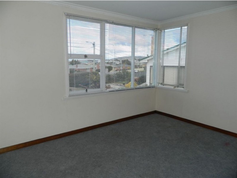21 Raymond Avenue, Devonport TAS 7310