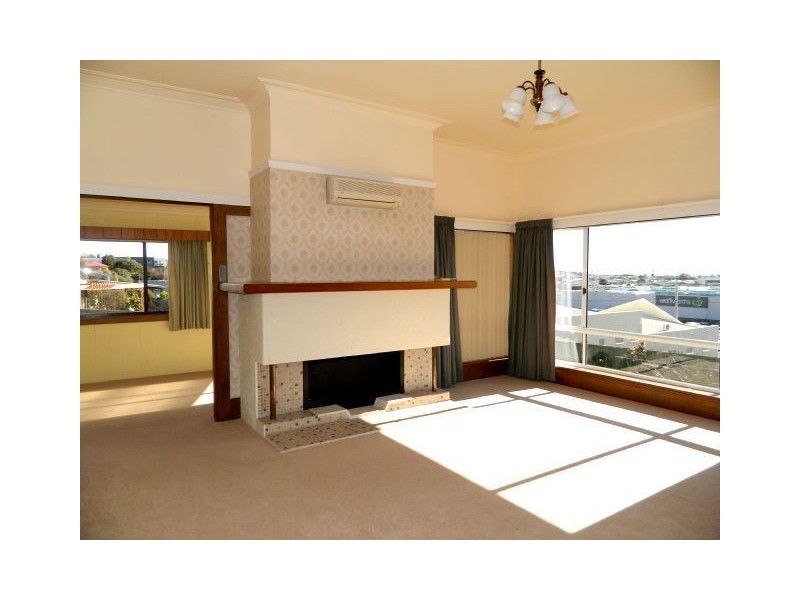 10 Newton Street, Devonport TAS 7310