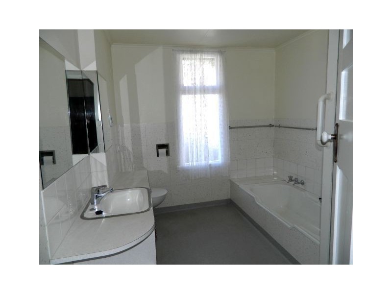 10 Newton Street, Devonport TAS 7310