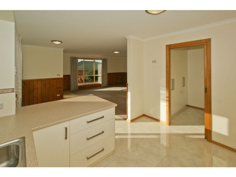 8/100a Nicholls Street, Devonport TAS 7310