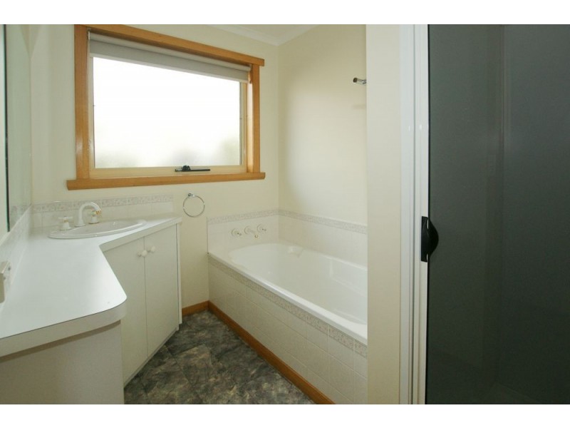 8/100a Nicholls Street, Devonport TAS 7310