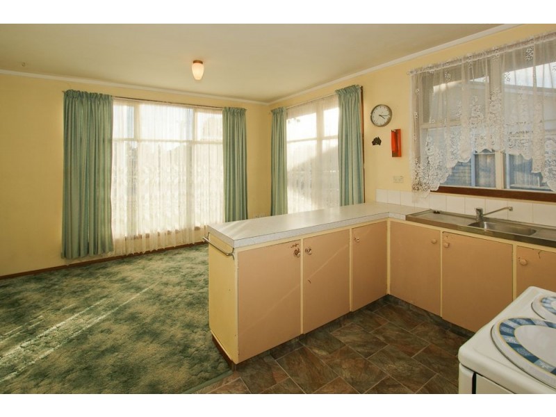 9 College Court, Devonport TAS 7310