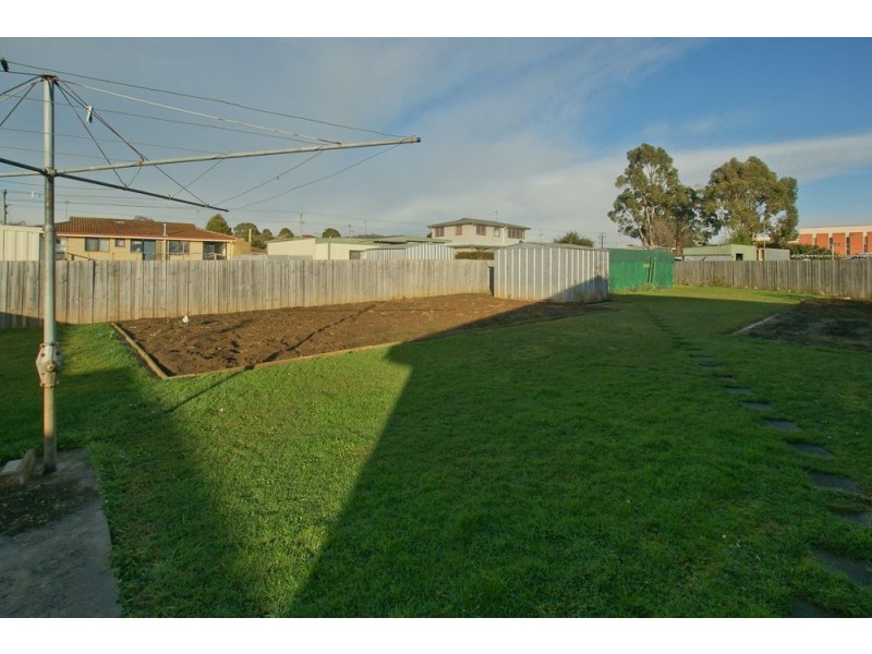 9 College Court, Devonport TAS 7310