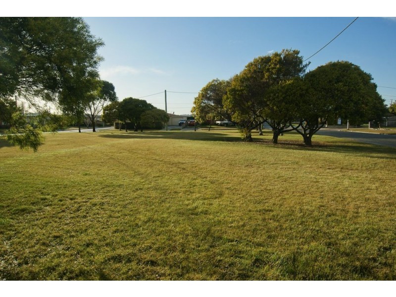 9 College Court, Devonport TAS 7310