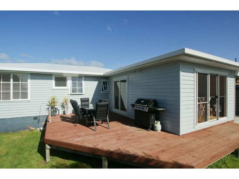 18 Waniora Street, Devonport TAS 7310
