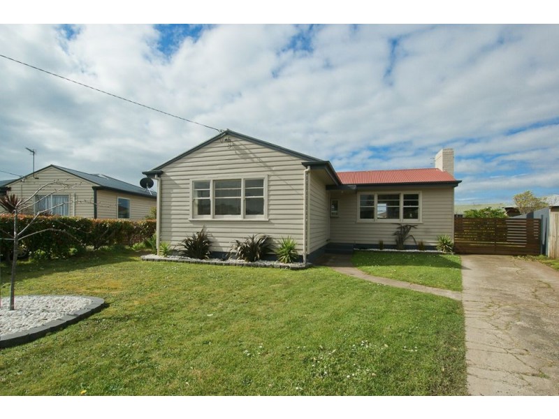 4 Lindsay Place, Devonport TAS 7310