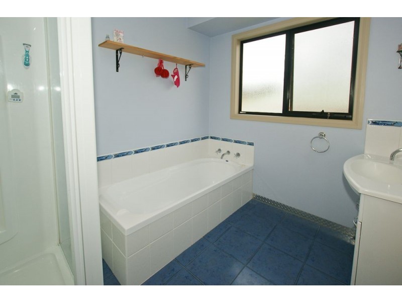 37 Hillcrest Road, Devonport TAS 7310