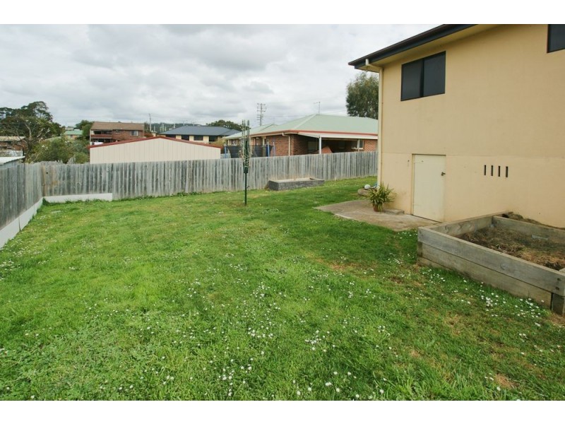 37 Hillcrest Road, Devonport TAS 7310