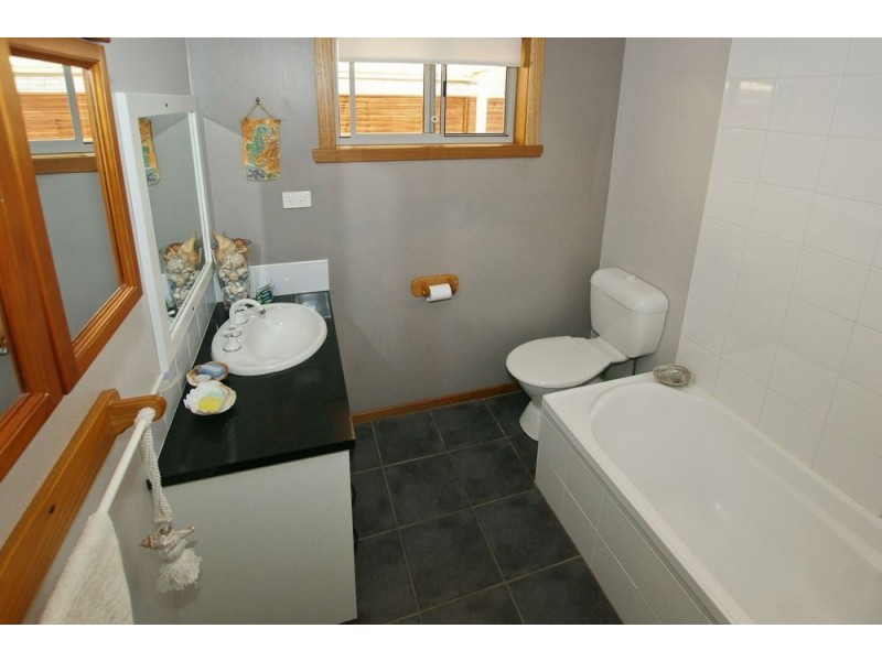 1/40 Alexander Street, Shearwater TAS 7307