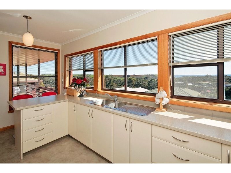 206 Parker Street, Devonport TAS 7310