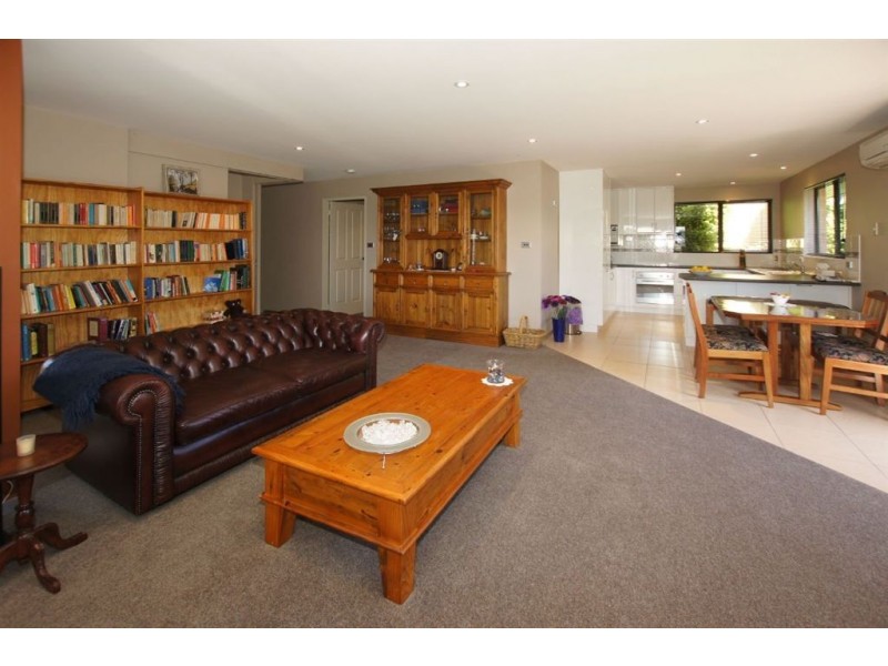 2/34 Arden Avenue, Devonport TAS 7310