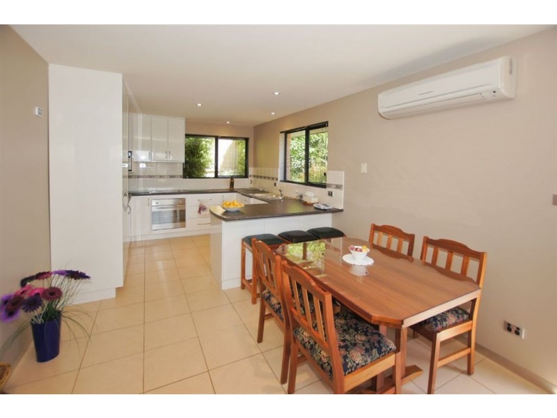 2/34 Arden Avenue, Devonport TAS 7310