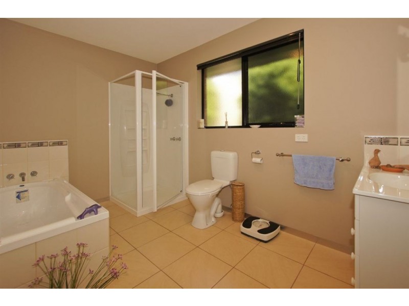 2/34 Arden Avenue, Devonport TAS 7310