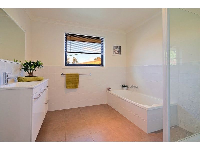 2 Donvista Drive, Don TAS 7310