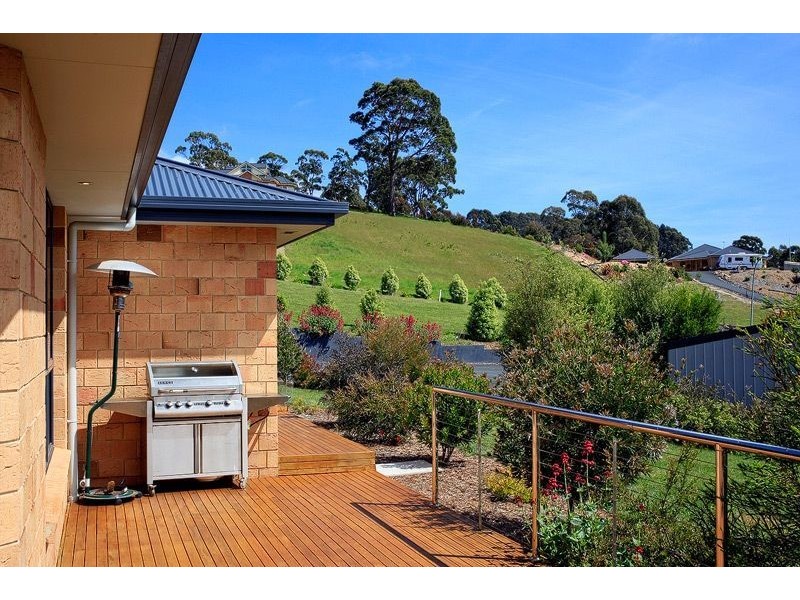 2 Donvista Drive, Don TAS 7310