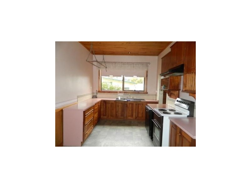 98 Wenvoe Street, Devonport TAS 7310