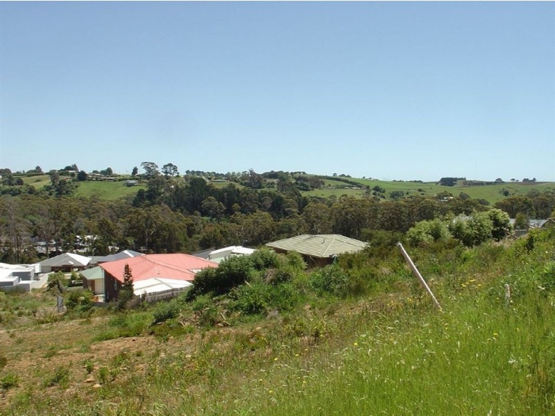 14 Tomarah Crescent, Devonport TAS 7310