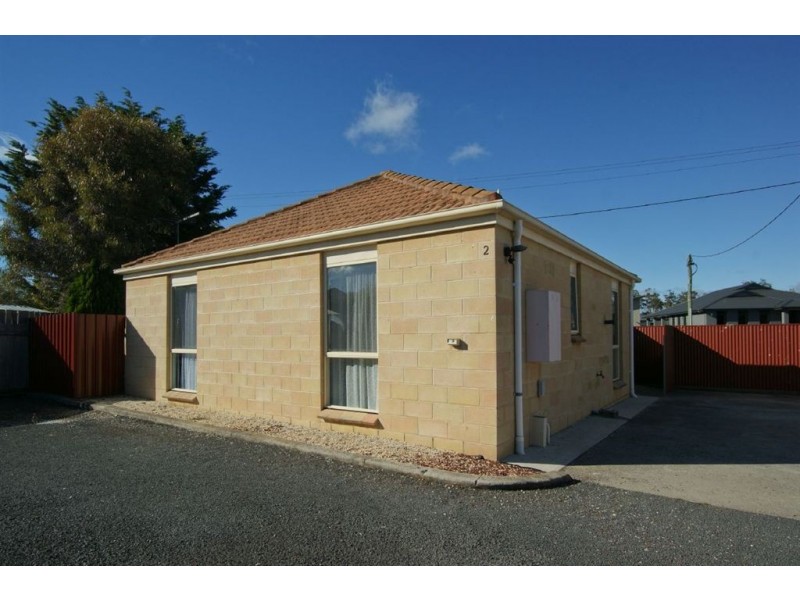 2/4 Chablis Court, Latrobe TAS 7307