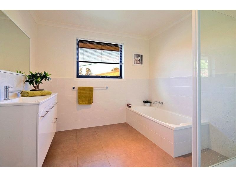 2 Donvista Drive, Don TAS 7310