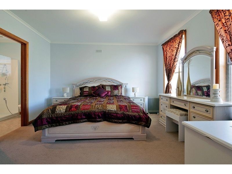 206 Parker Street, Devonport TAS 7310