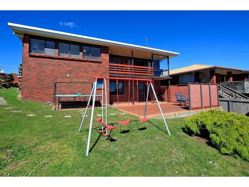 206 Parker Street, Devonport TAS 7310
