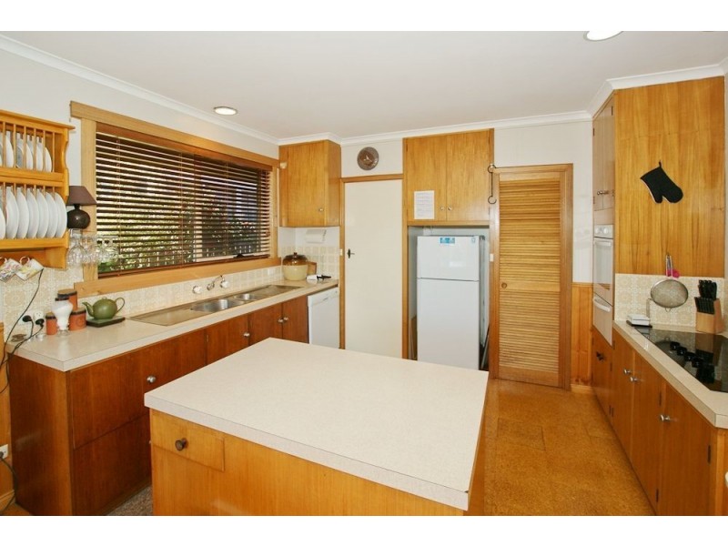 9 Hilltop Avenue, Devonport TAS 7310