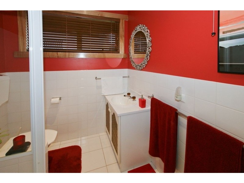 9 Hilltop Avenue, Devonport TAS 7310